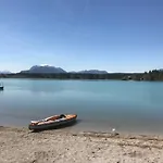 Seehaus Blue Faak By Interhome Casa de Férias Faak am See