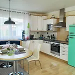 Seehaus Blue Faak By Interhome Casa de Férias