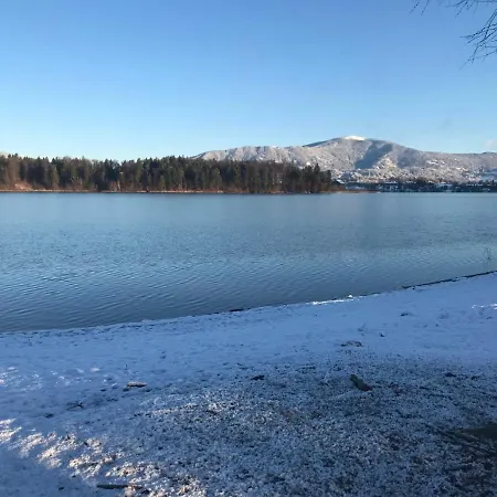 Nyaraló Seehaus Blue Faak By Interhome Faak am See